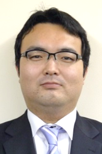 副理事長井岡　裕輝